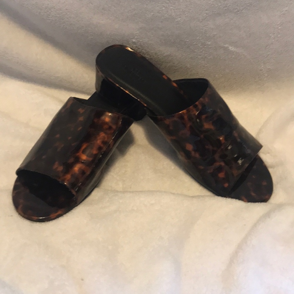 Leopard print mule sandals by Urban Outfitters